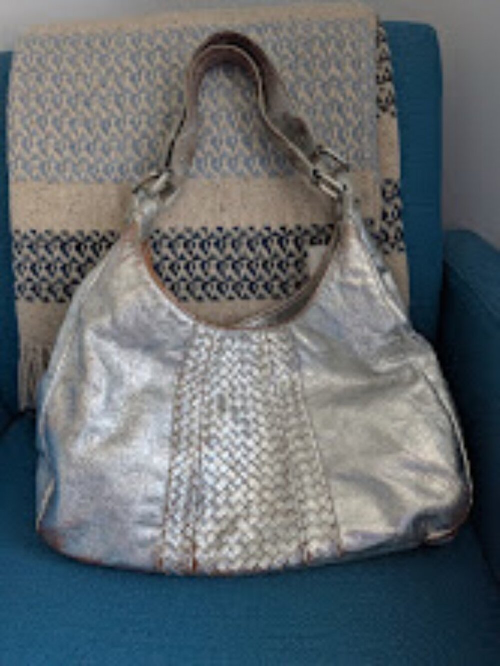 ELLIOTT LUCCA CARVELA SOLID SILVER WOVEN LEATHER HANDBAG